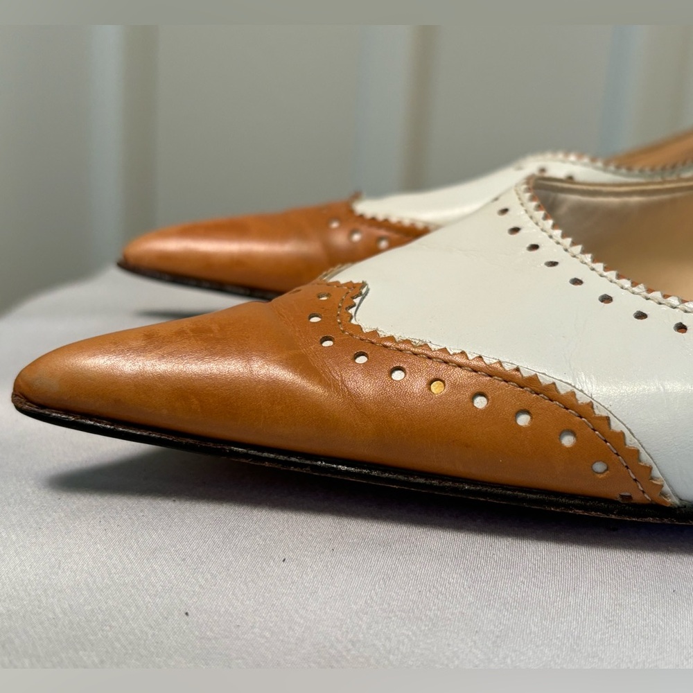Classic Tan and White wing tipped heels by Circa Joan and David - Picture 5 of 11
